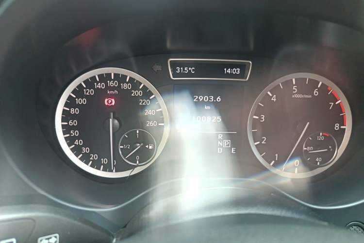 Used Infiniti QX30 2017 1.6T Two-Wheel-Drive Sport Edition Instrument Cluster
