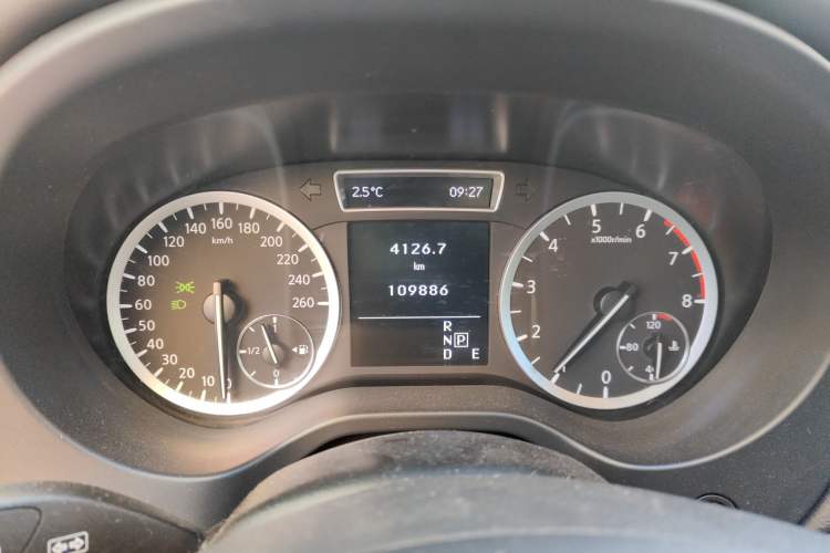 Used Infiniti QX30 2017 1.6T Two-Wheel Drive Fashion Edition Instrument Cluster
