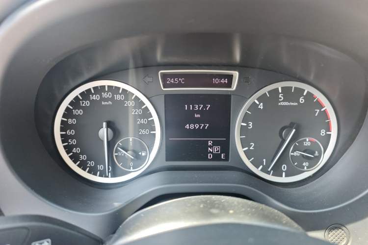 Used Infiniti QX30 2017 2.0T Four-Wheel Drive Fashion Edition Instrument Cluster