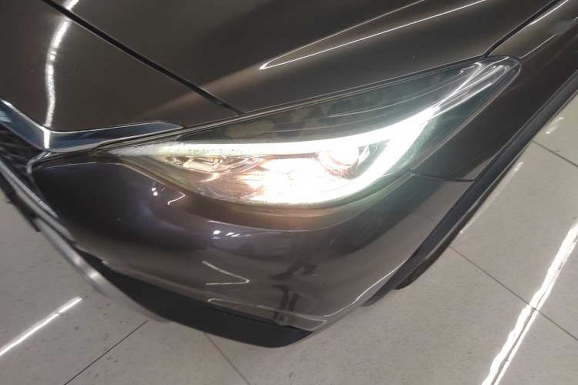 Used Infiniti QX30 2017 1.6T Two-Wheel Drive Fashion Edition Left Front Headlight