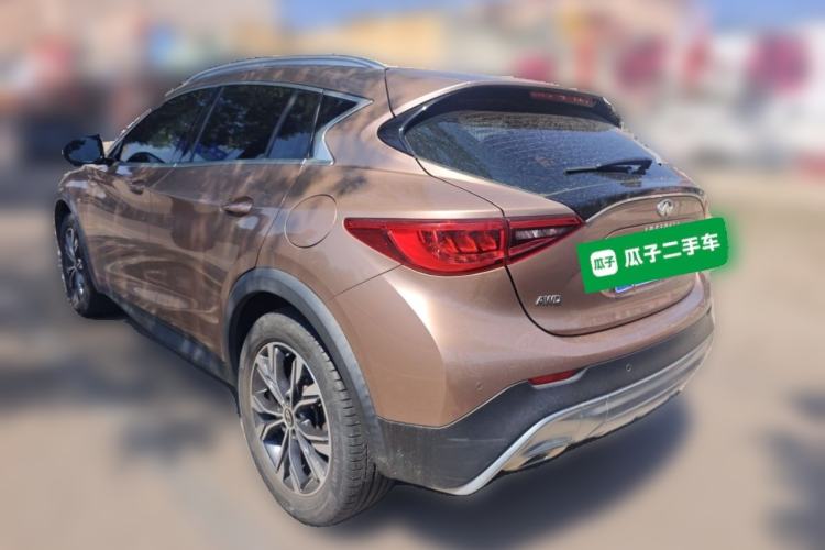 Used Infiniti QX30 2017 2.0T Four-Wheel Drive Fashion Edition Rear Left 45 Deg