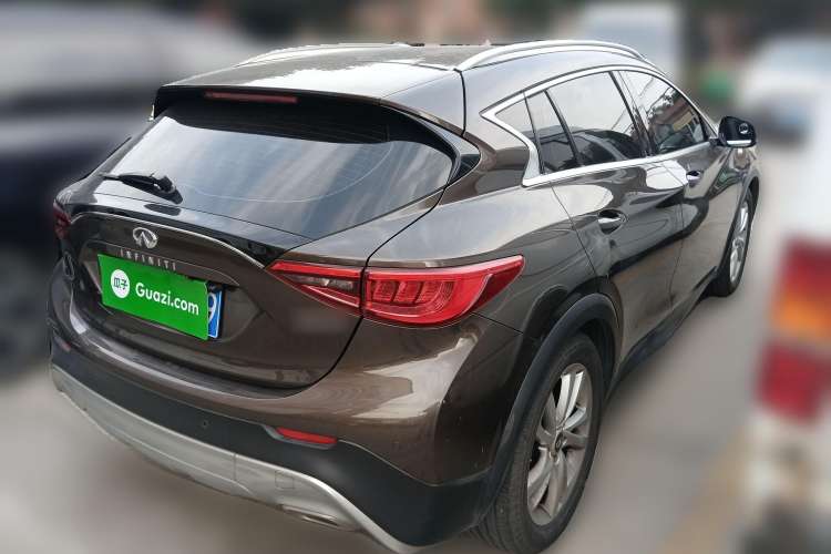 Used Infiniti QX30 2017 1.6T Two-Wheel-Drive Sport Edition Rear Right 45 Deg