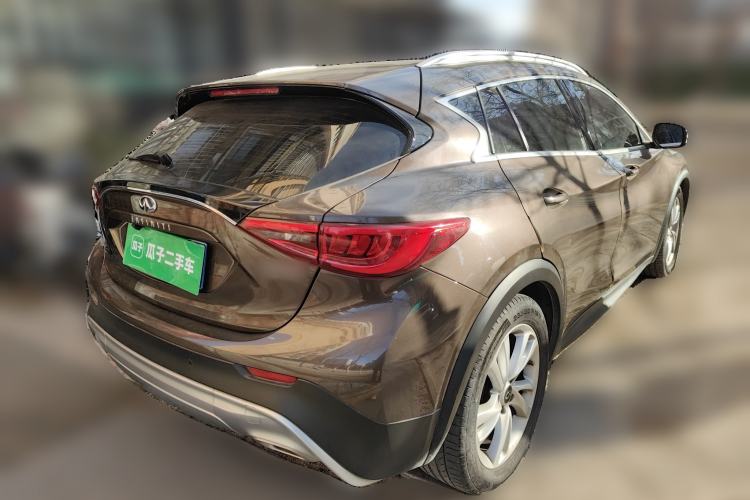 Used Infiniti QX30 2017 1.6T Two-Wheel Drive Fashion Edition Rear Right 45 Deg