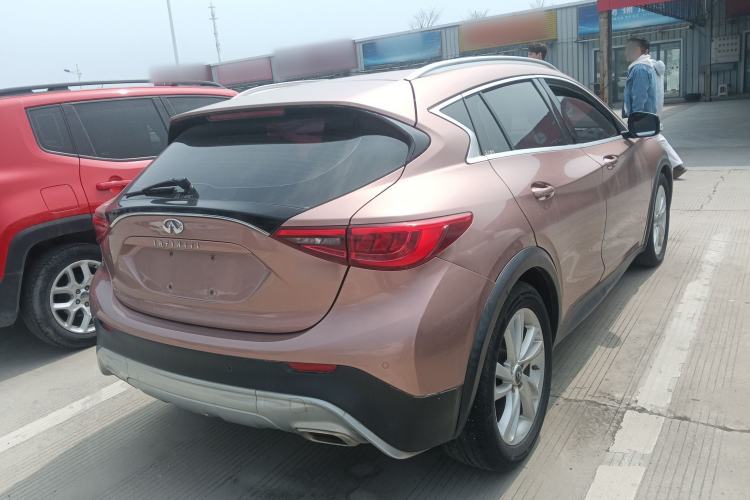 Used Infiniti QX30 2017 1.6T Two-Wheel Drive Fashion Edition Rear Right 45 Deg