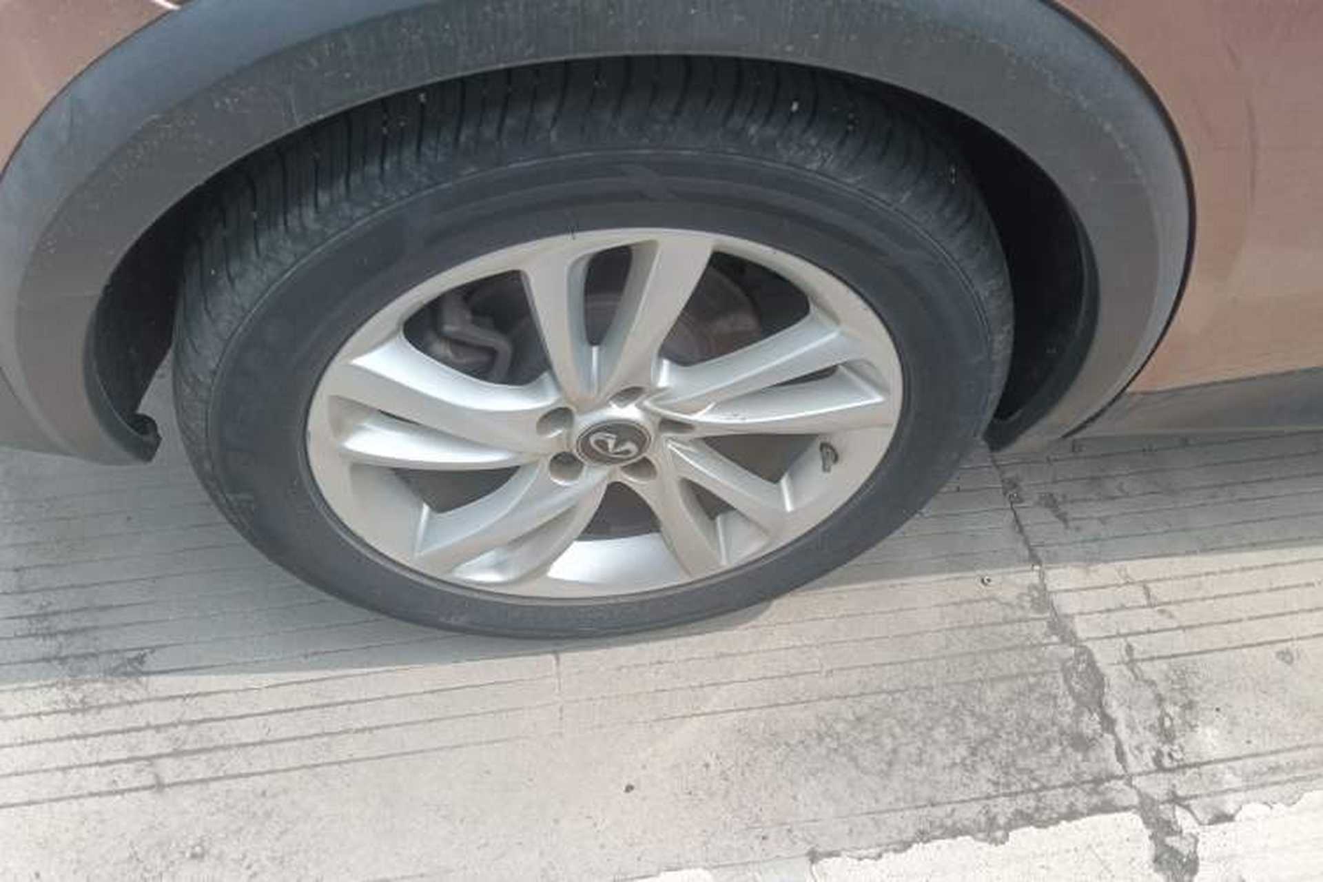 Used Infiniti QX30 2017 1.6T Two-Wheel Drive Fashion Edition Right Rear Wheel Hub