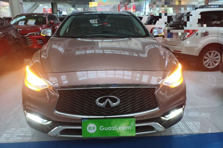Used Infiniti QX30 2017 2.0T Four-Wheel Drive Sport Edition Front