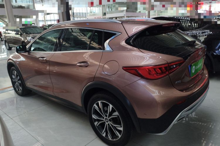 Used Infiniti QX30 2017 2.0T Four-Wheel Drive Sport Edition Left Side