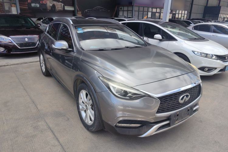 Used Infiniti QX30 2017 1.6T Two-Wheel-Drive Sport Edition Exterior 2