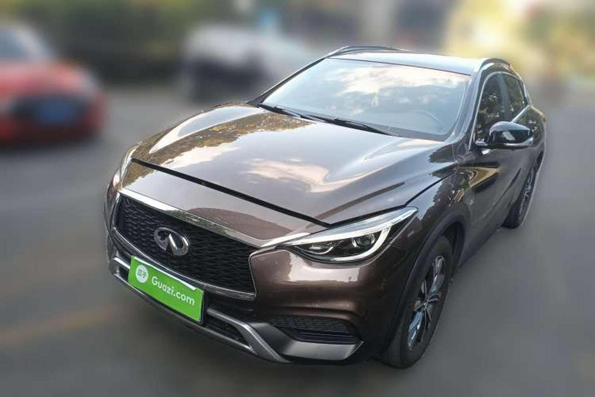 Used Infiniti QX30 2017 2.0T Four-Wheel Drive Fashion Edition Front Left 45 Deg