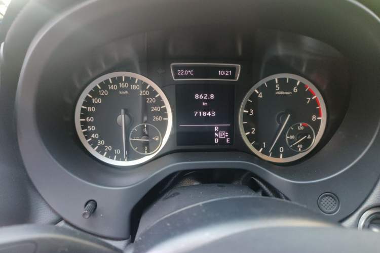 Used Infiniti QX30 2017 1.6T Two-Wheel-Drive Sport Edition Instrument Cluster