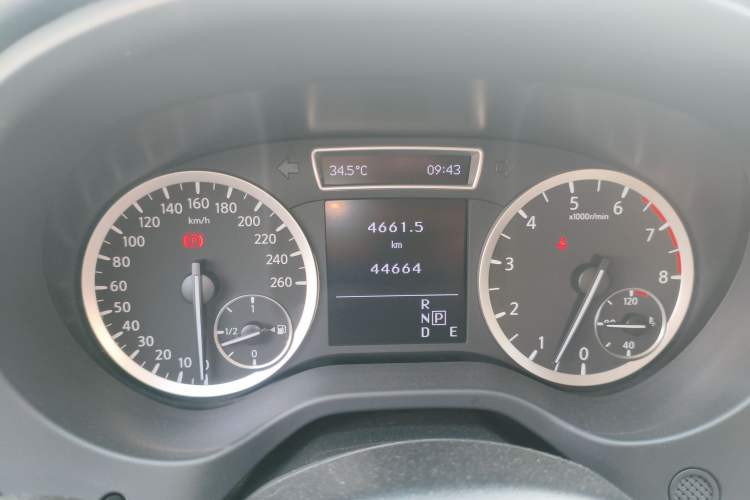 Used Infiniti QX30 2017 2.0T Four-Wheel Drive Sport Edition Instrument Cluster