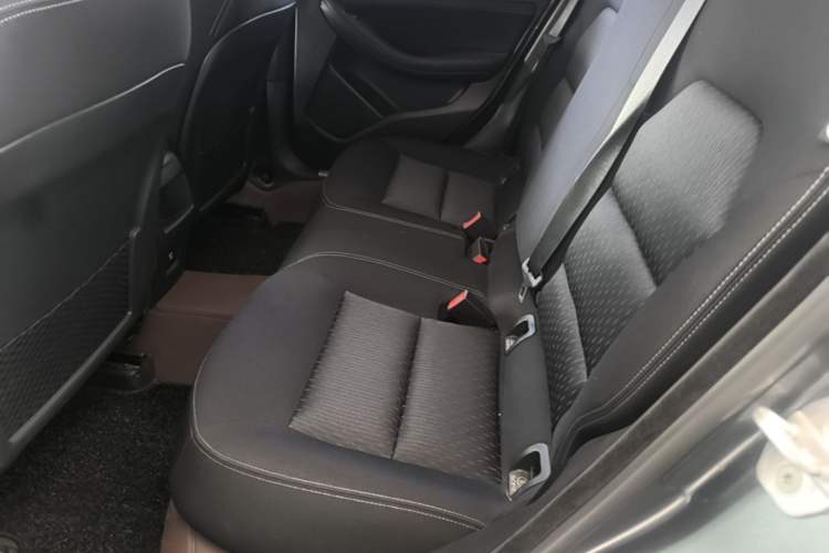 Used Infiniti QX30 2017 1.6T Two-Wheel Drive Fashion Edition Left Rear Seat