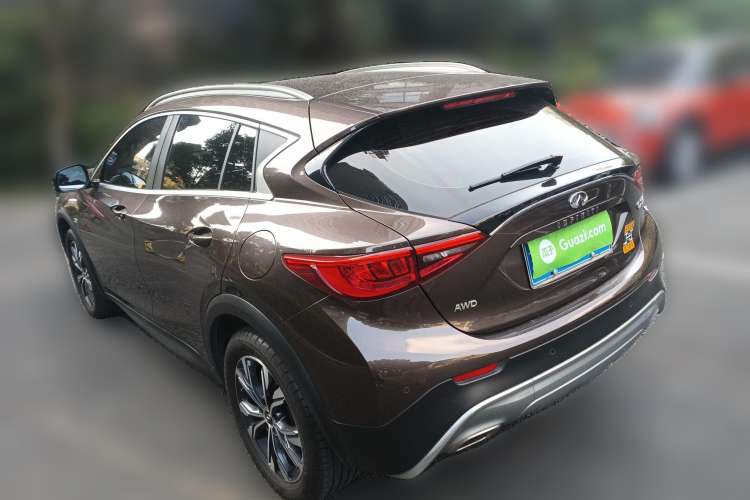 Used Infiniti QX30 2017 2.0T Four-Wheel Drive Fashion Edition Rear Left 45 Deg