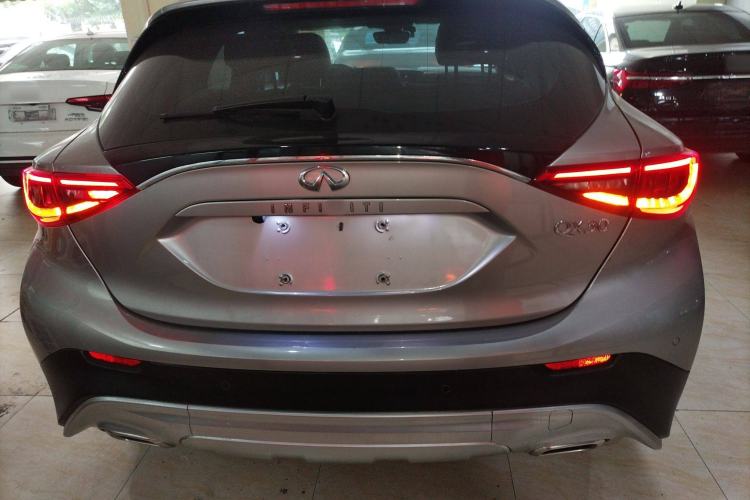 Used Infiniti QX30 2017 1.6T Two-Wheel-Drive Sport Edition Rear