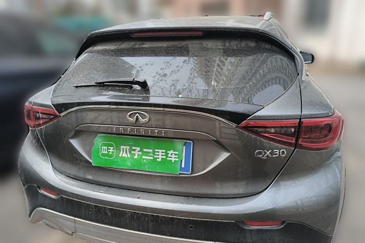 Used Infiniti QX30 2017 1.6T Two-Wheel Drive Fashion Edition Rear