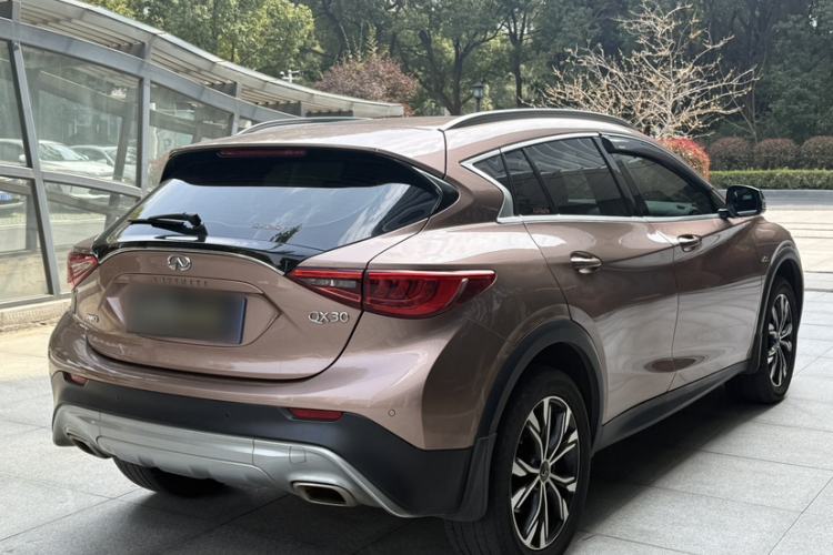 Used Infiniti QX30 2017 2.0T Four-Wheel Drive Sport Edition Exterior 4