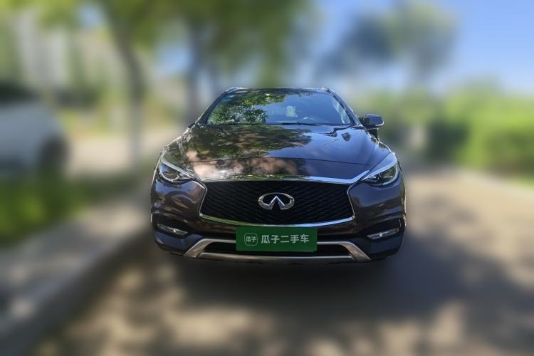 Used Infiniti QX30 2017 1.6T Two-Wheel-Drive Sport Edition Front