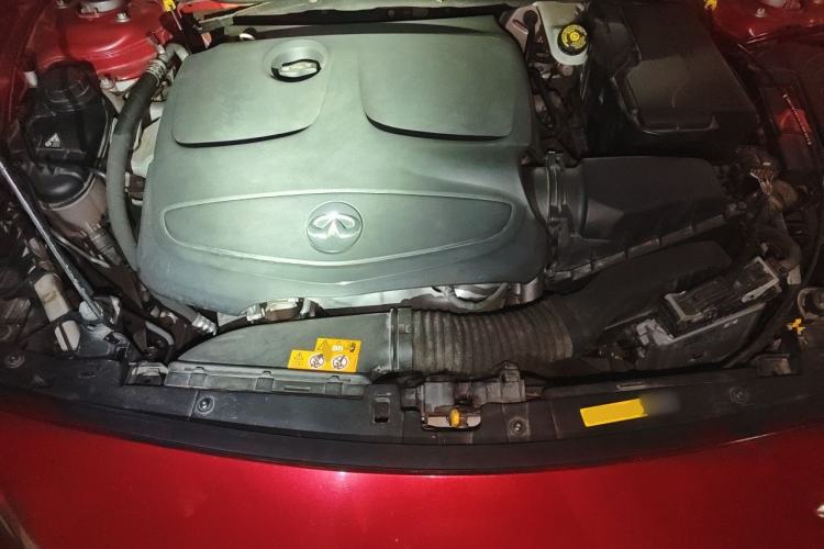 Used Infiniti QX30 2017 1.6T Two-Wheel Drive Fashion Edition Engine Bay