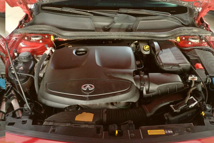 Used Infiniti QX30 2017 1.6T Two-Wheel-Drive Sport Edition Engine Bay