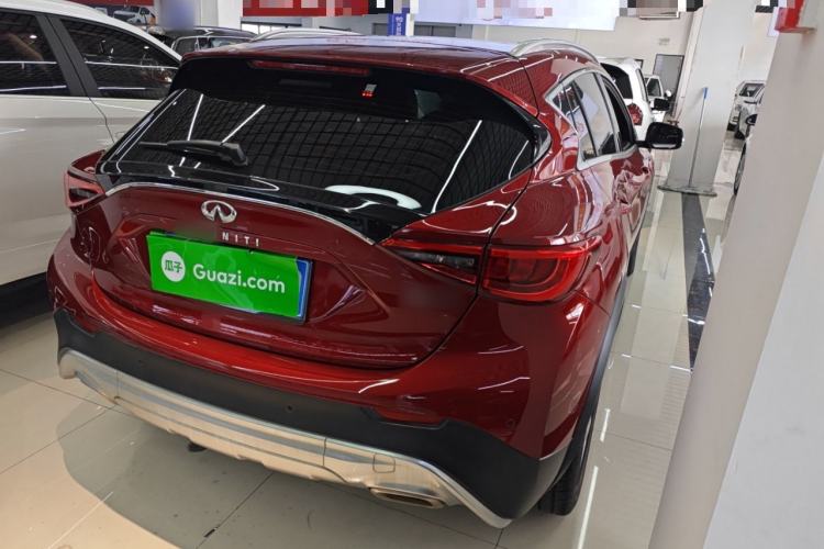 Used Infiniti QX30 2017 1.6T Two-Wheel-Drive Sport Edition Exterior 5