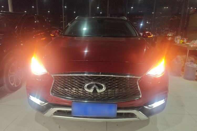 Used Infiniti QX30 2017 1.6T Two-Wheel-Drive Sport Edition Front