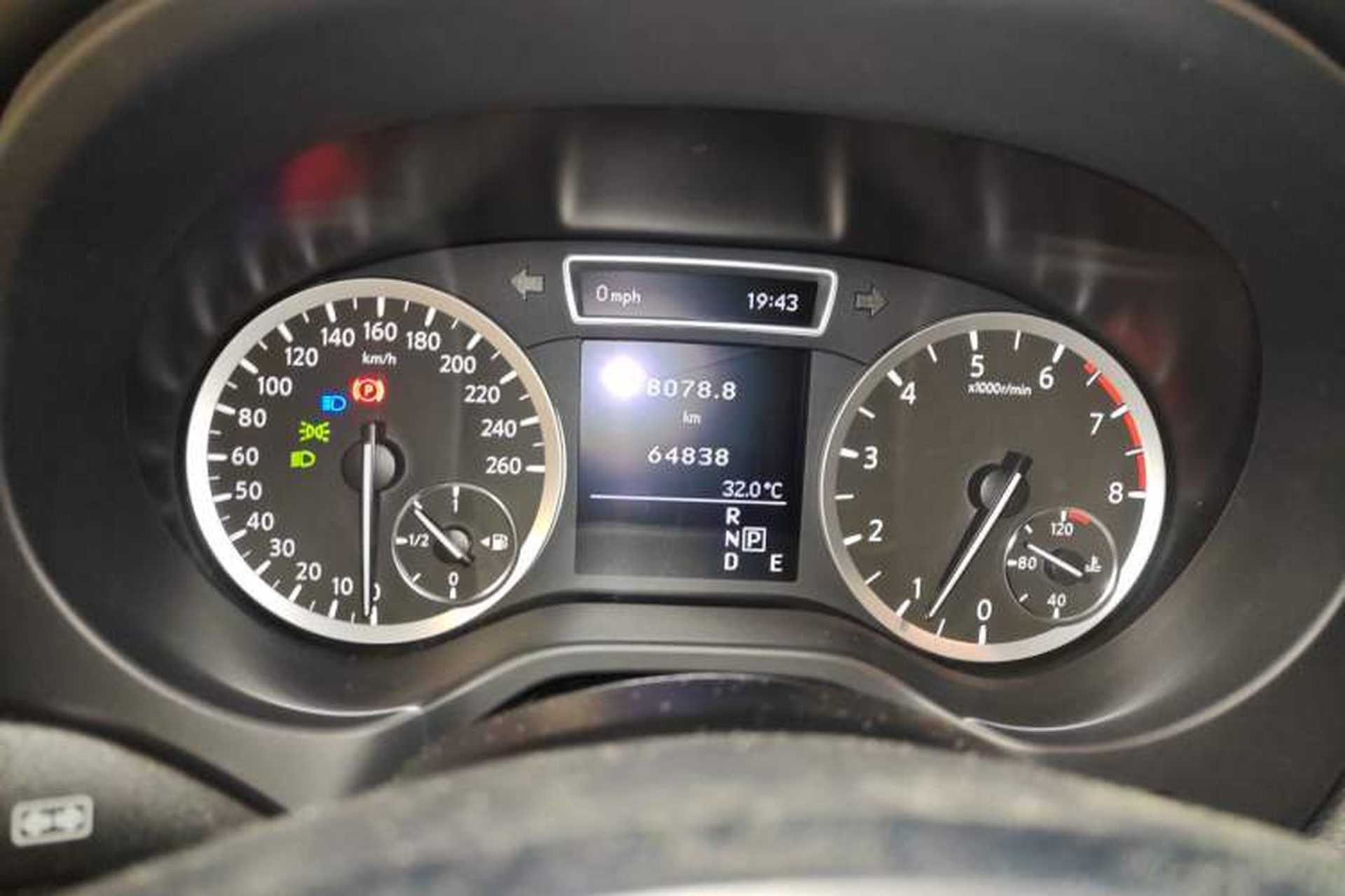 Used Infiniti QX30 2017 1.6T Two-Wheel-Drive Sport Edition Instrument Cluster