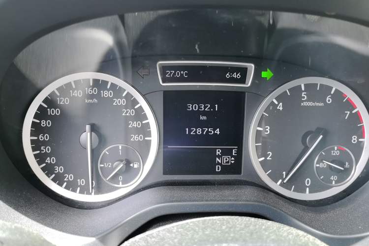 Used Infiniti QX30 2017 2.0T Four-Wheel Drive Sport Edition Instrument Cluster