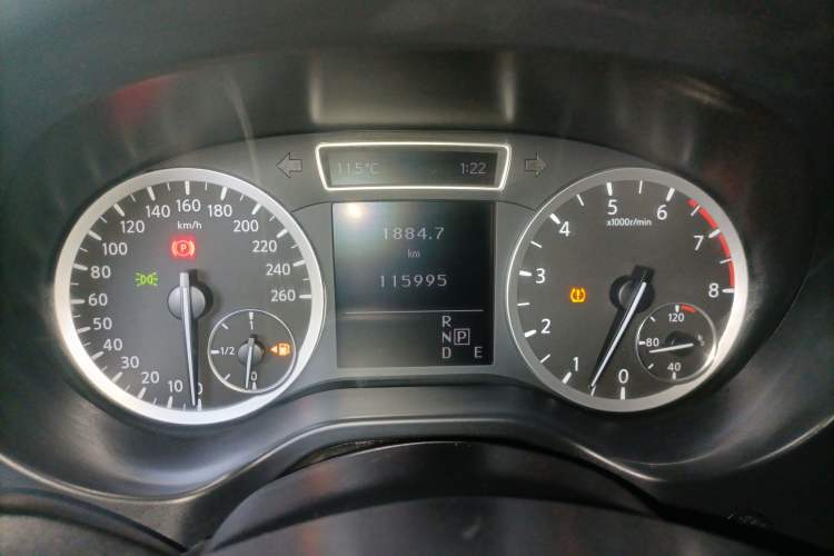 Used Infiniti QX30 2017 1.6T Two-Wheel-Drive Sport Edition Instrument Cluster