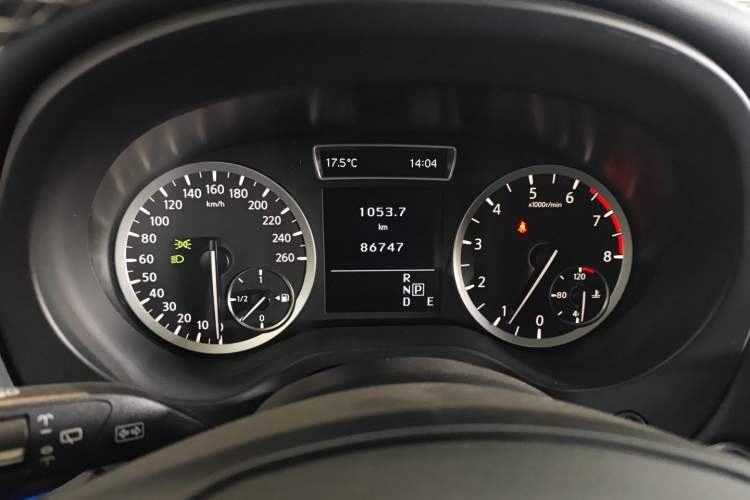 Used Infiniti QX30 2017 1.6T Two-Wheel-Drive Sport Edition Instrument Cluster