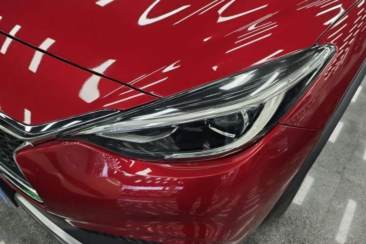 Used Infiniti QX30 2017 1.6T Two-Wheel-Drive Sport Edition Left Front Headlight