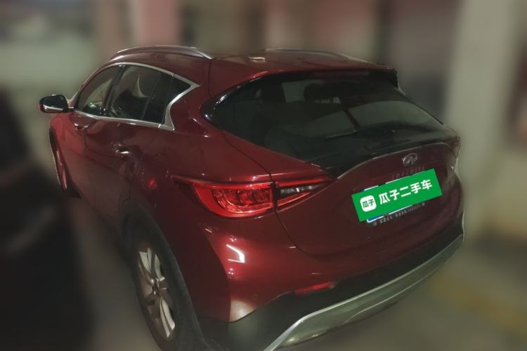 Used Infiniti QX30 2017 1.6T Two-Wheel Drive Fashion Edition Rear Left 45 Deg