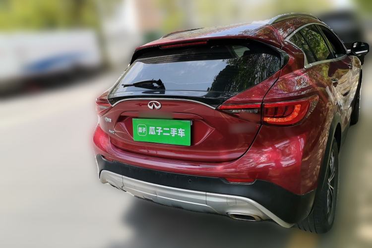 Used Infiniti QX30 2017 2.0T Four-Wheel Drive Sport Edition Rear Right 45 Deg