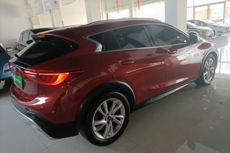 Used Infiniti QX30 2017 1.6T Two-Wheel-Drive Sport Edition Rear Right 45 Deg