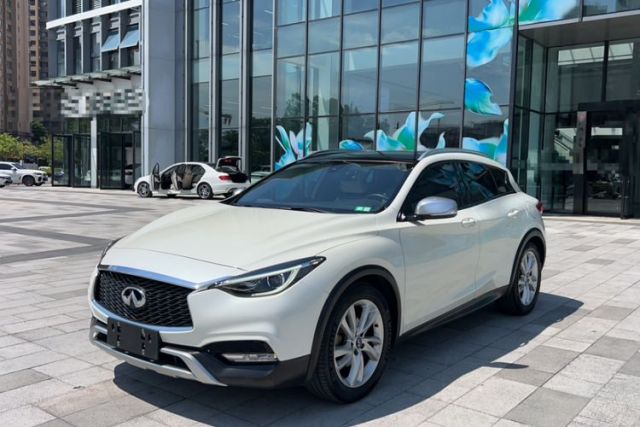 Infiniti QX30 2017 1.6T Two-Wheel-Drive Sport Edition usata