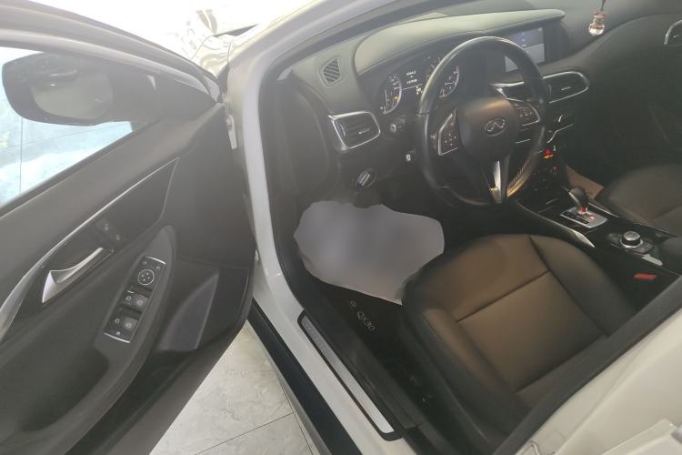 Used Infiniti QX30 2017 1.6T Two-Wheel-Drive Sport Edition Driver Seat