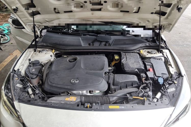 Used Infiniti QX30 2017 1.6T Two-Wheel Drive Fashion Edition Engine Bay