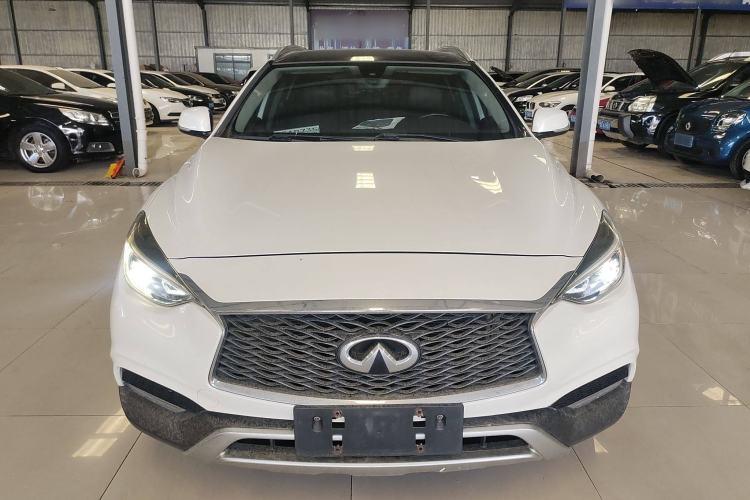 Used Infiniti QX30 2017 1.6T Two-Wheel-Drive Sport Edition Exterior 1