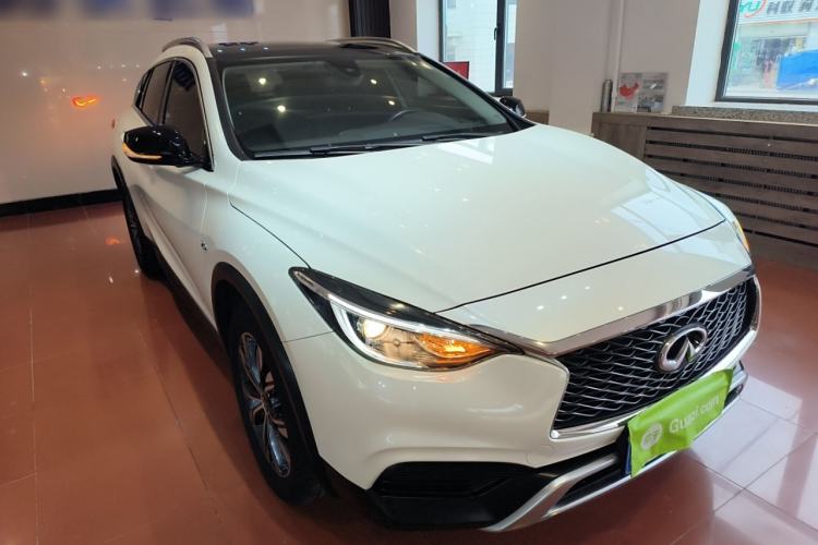 Used Infiniti QX30 2017 2.0T Four-Wheel Drive Fashion Edition Exterior 2