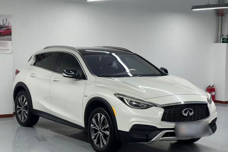 Used Infiniti QX30 2017 2.0T Four-Wheel Drive Fashion Edition Exterior 2