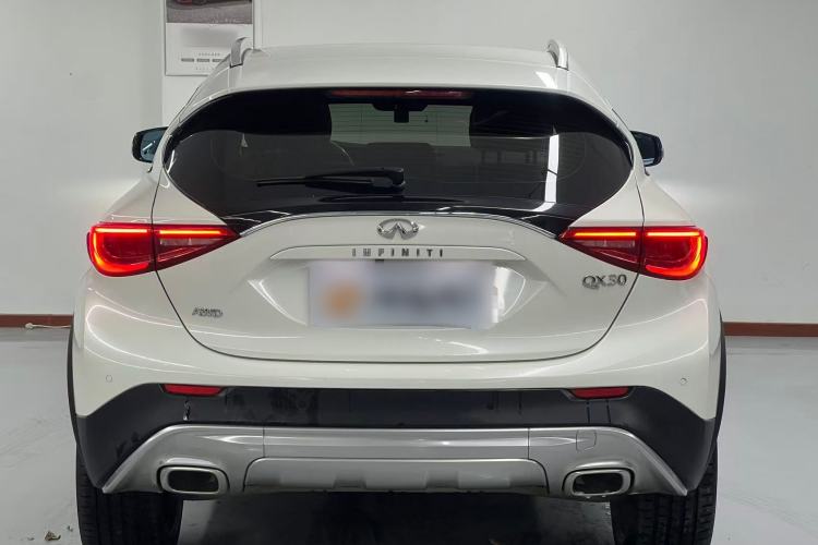Used Infiniti QX30 2017 2.0T Four-Wheel Drive Fashion Edition Exterior 5