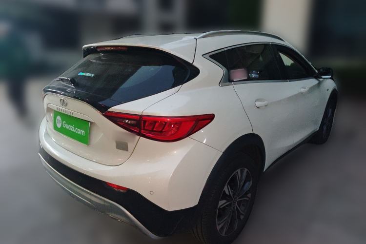 Used Infiniti QX30 2017 2.0T Four-Wheel Drive Sport Edition Exterior 5