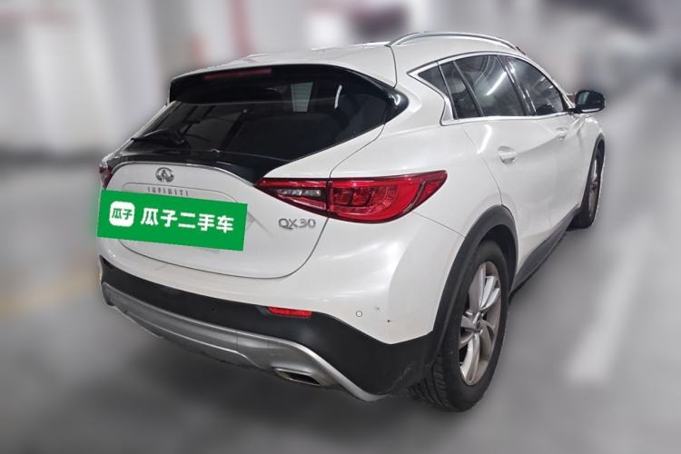 Used Infiniti QX30 2017 1.6T Two-Wheel Drive Fashion Edition Exterior 5