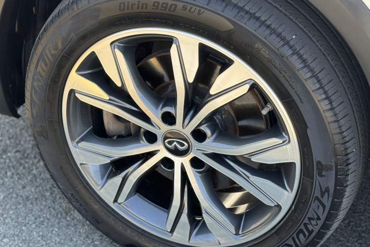 Used Infiniti QX30 2017 2.0T Four-Wheel Drive Sport Edition Exterior 7