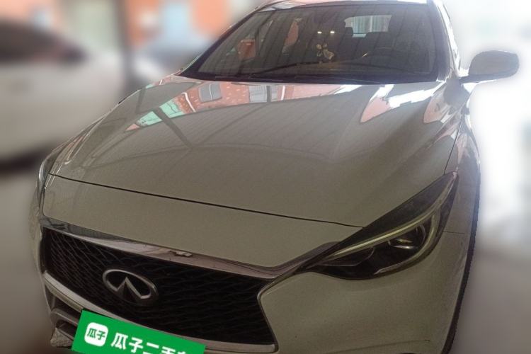 Used Infiniti QX30 2017 1.6T Two-Wheel-Drive Sport Edition Front