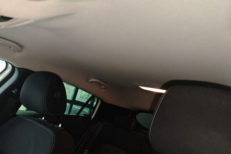 Used Infiniti QX30 2017 1.6T Two-Wheel Drive Fashion Edition Headliner