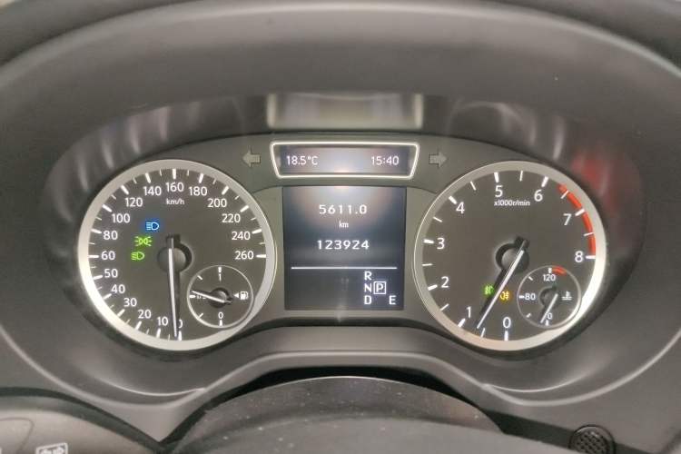 Used Infiniti QX30 2017 2.0T Four-Wheel Drive Sport Edition Instrument Cluster