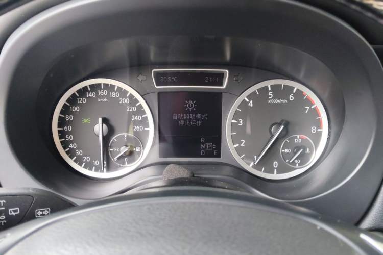 Used Infiniti QX30 2017 1.6T Two-Wheel Drive Fashion Edition Instrument Cluster