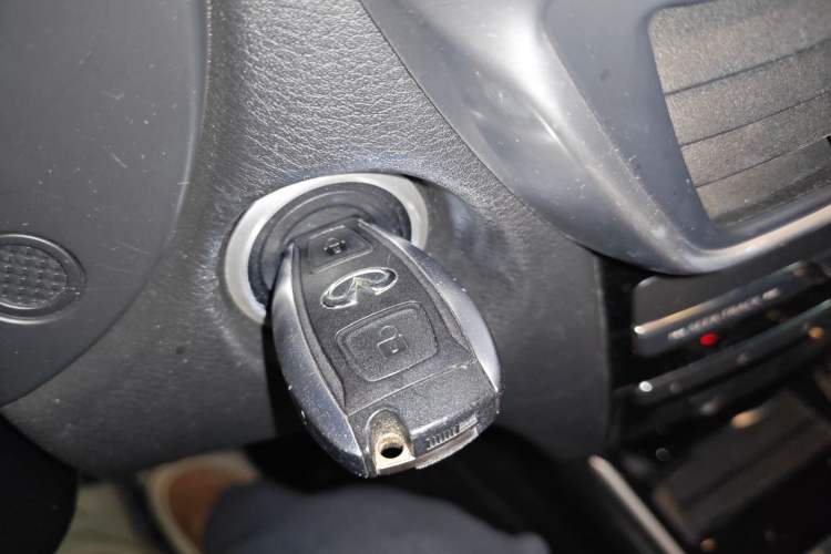 Used Infiniti QX30 2017 1.6T Two-Wheel Drive Fashion Edition Interior 1