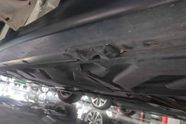 Used Infiniti QX30 2017 1.6T Two-Wheel Drive Fashion Edition Left Side Sill