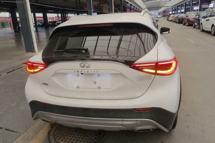 Used Infiniti QX30 2017 2.0T Four-Wheel Drive Sport Edition Rear
